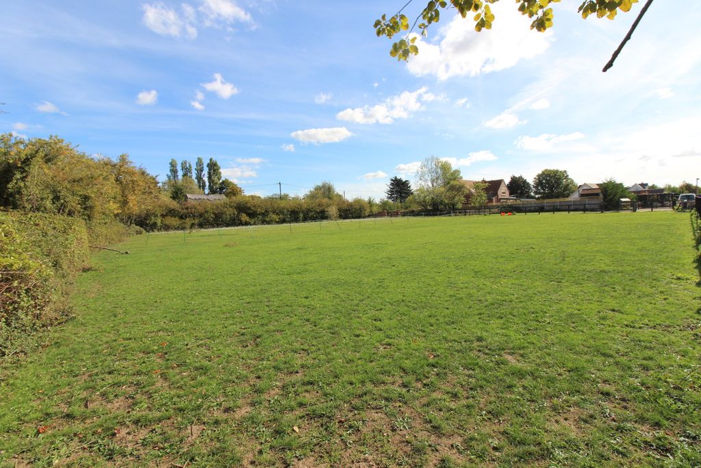 Property photo 3 of 15 Picture No. 08