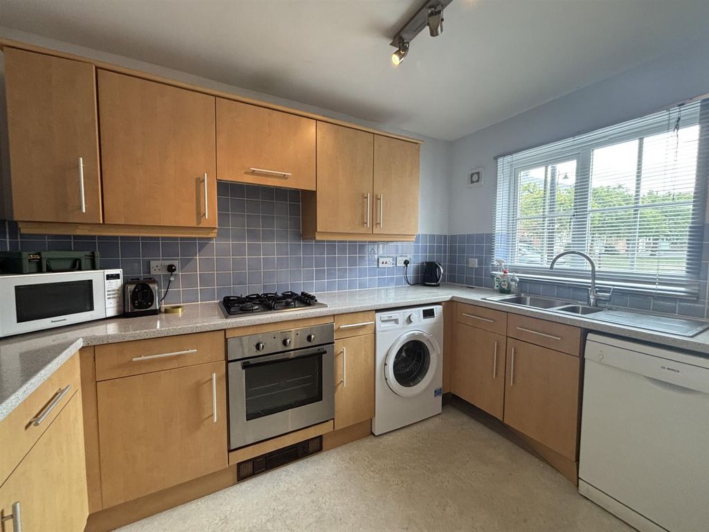 Property photo 2 of 12 Kitchen.Jpg