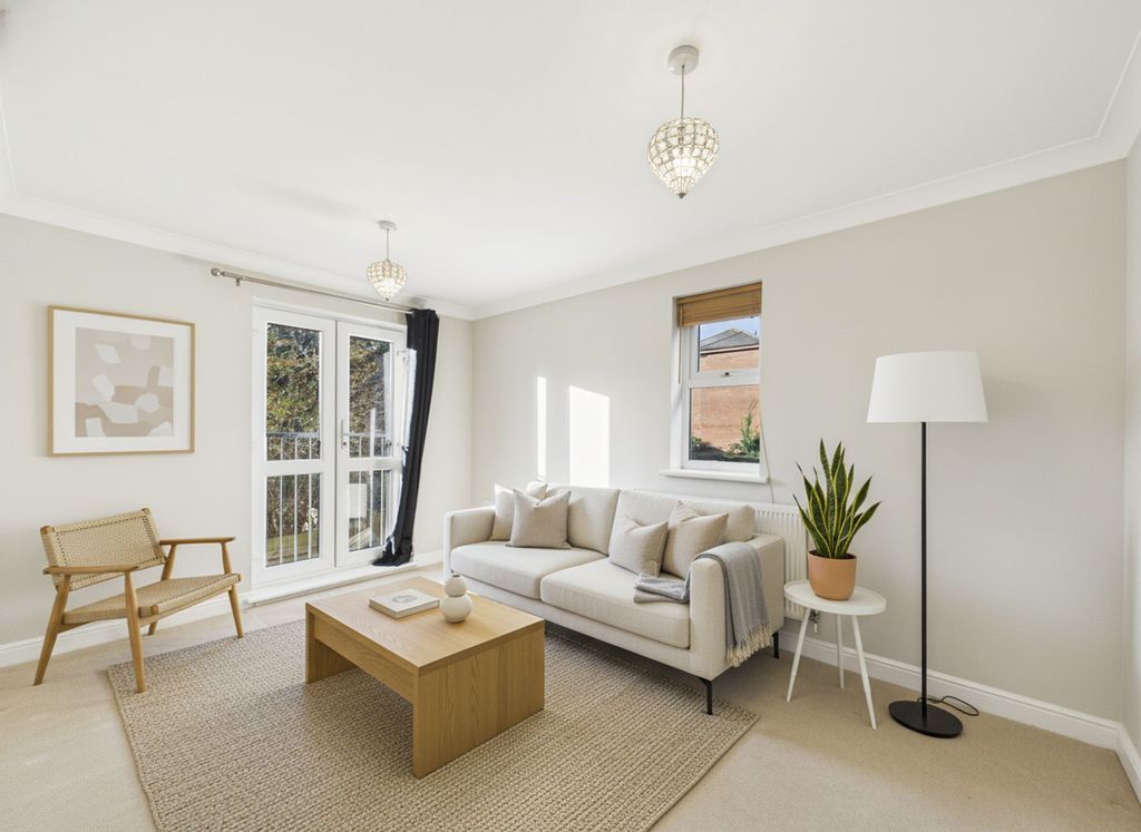 Property photo 2 of 7