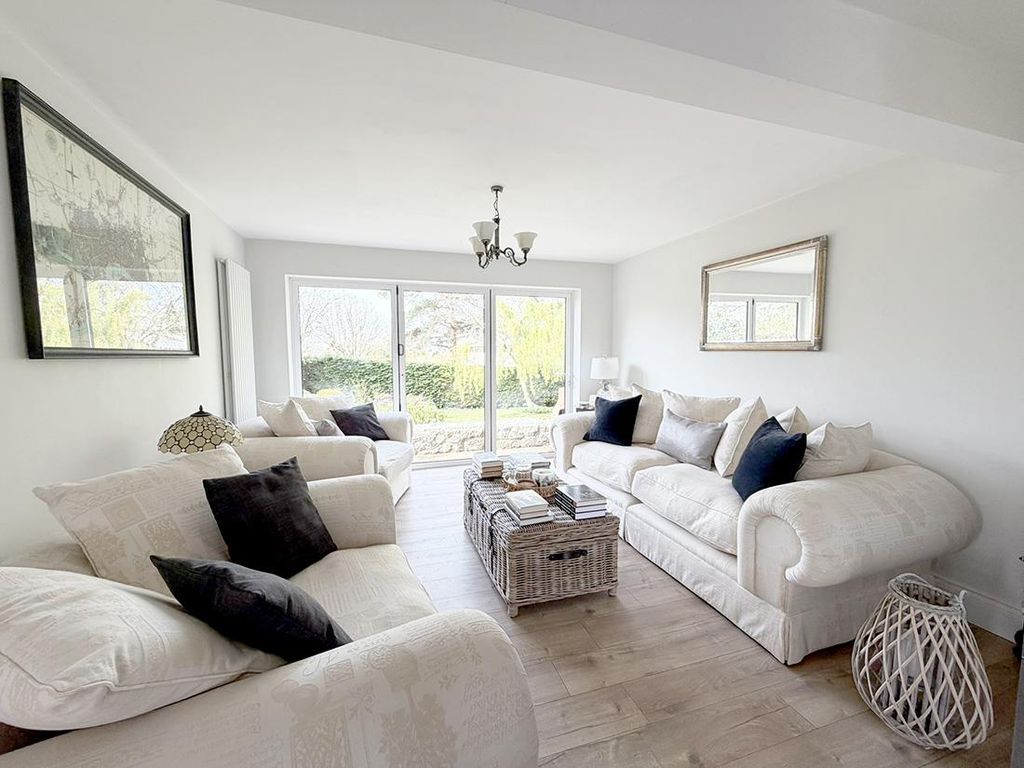 Property photo 2 of 24