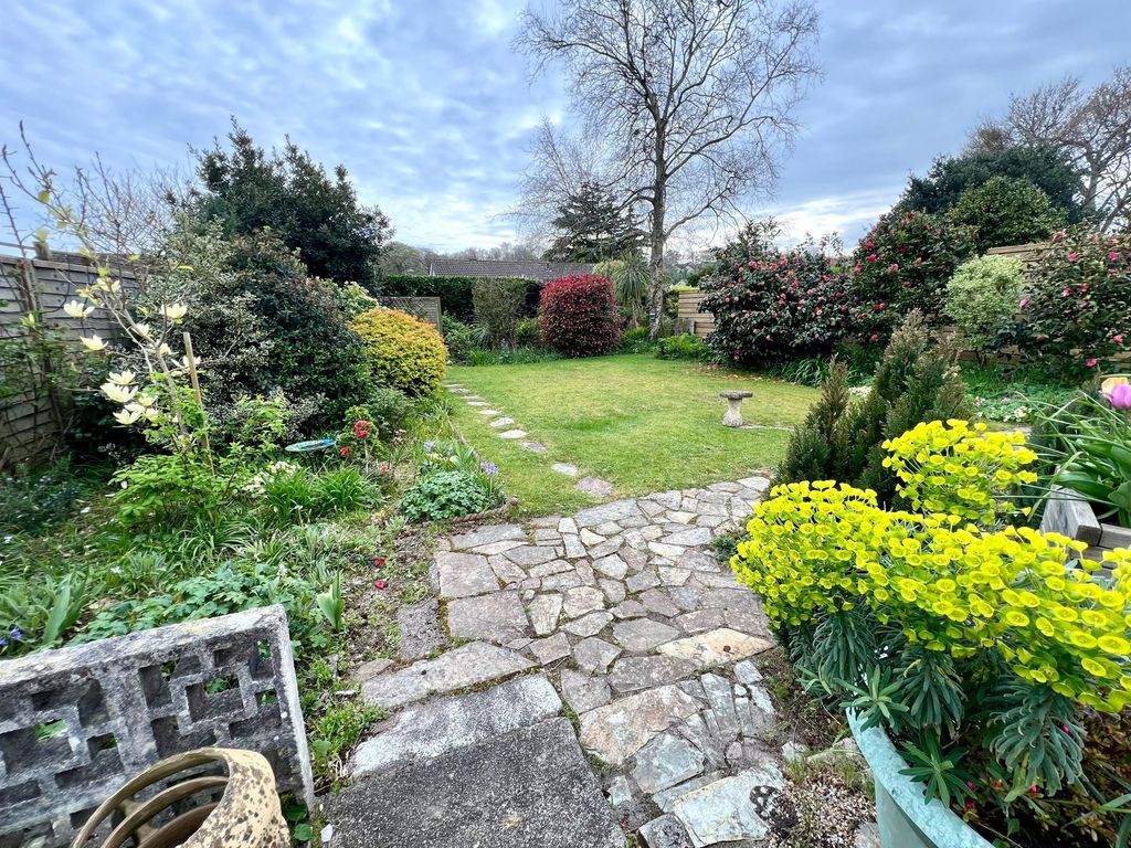 Property photo 3 of 13