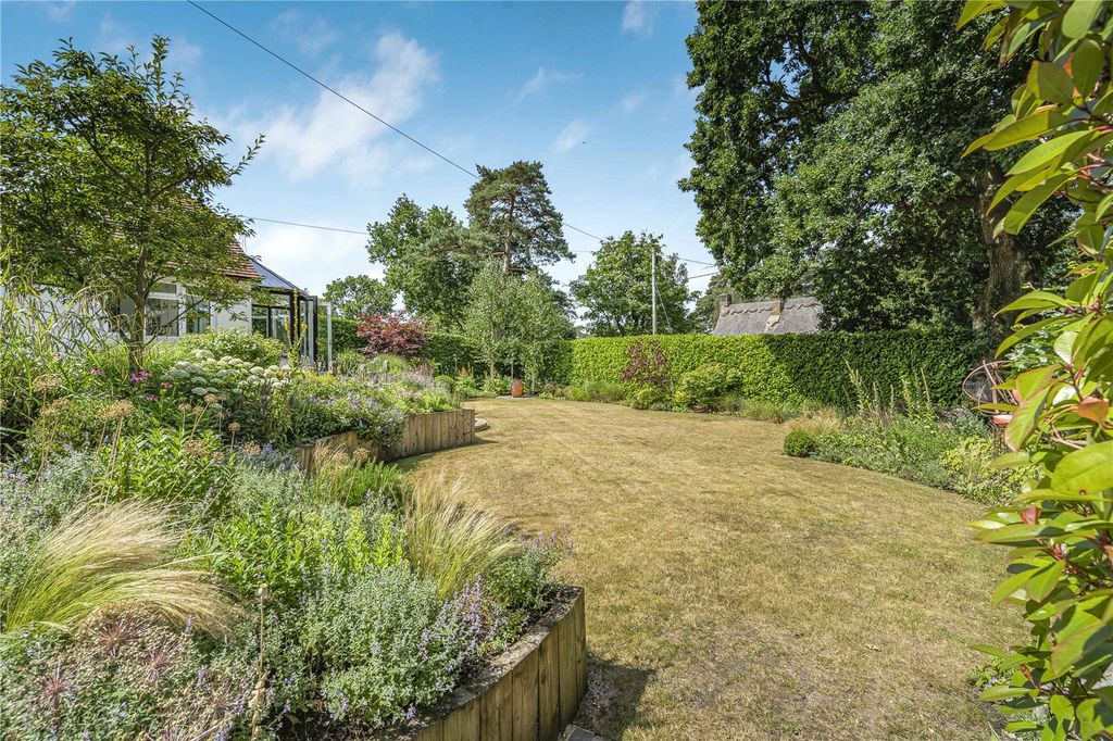 Property photo 3 of 37 Picture No. 36
