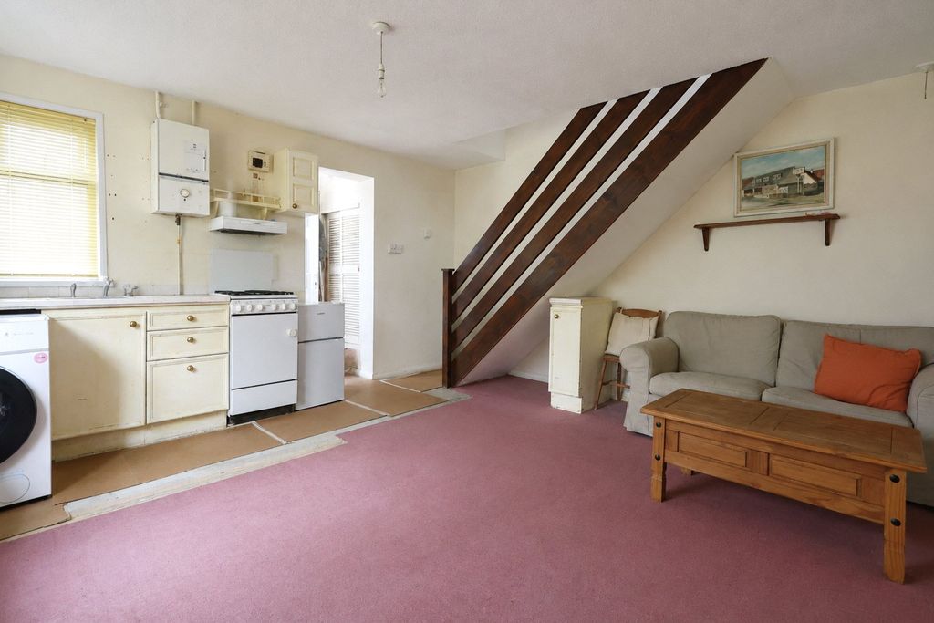 Property photo 3 of 10 Picture No. 07