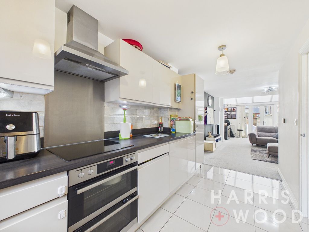 Property photo 3 of 26 5169213