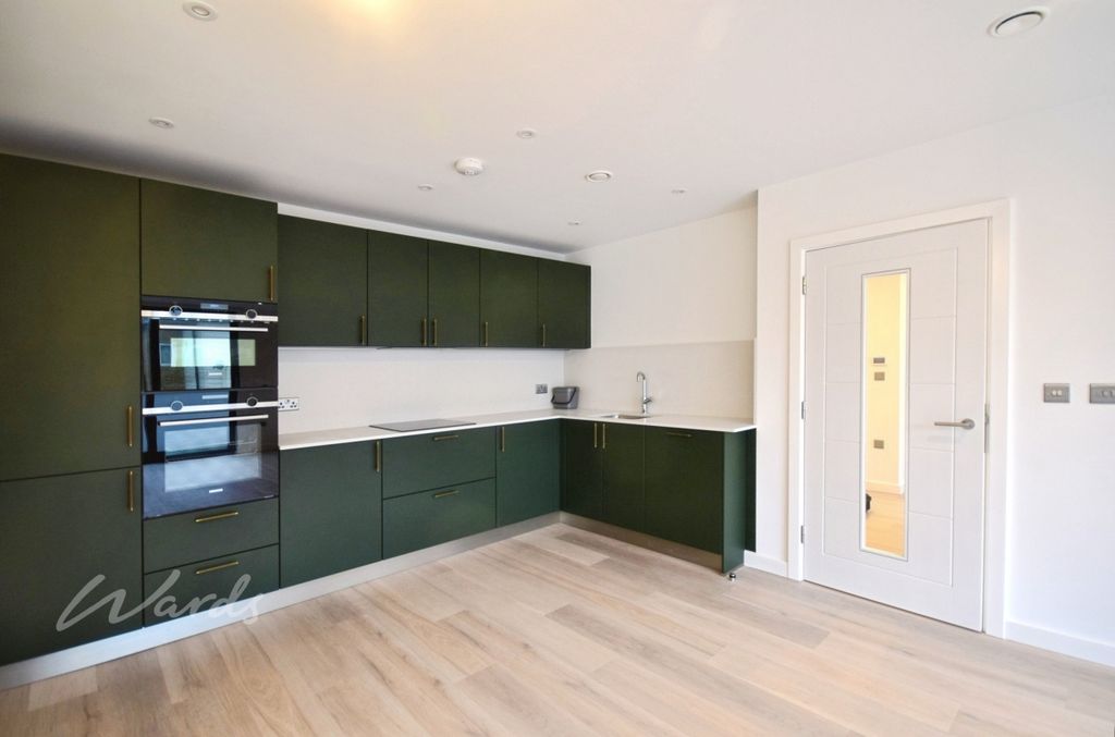 Property photo 1 of 8 Emin 25 Kitchen Use