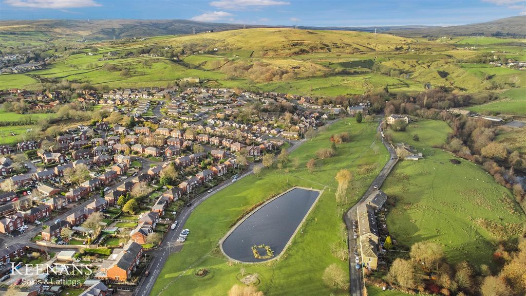 Property photo 2 of 58 Dji_0809.Jpg