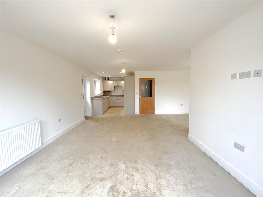 Property photo 2 of 21 Reception, Kitchen, Dining