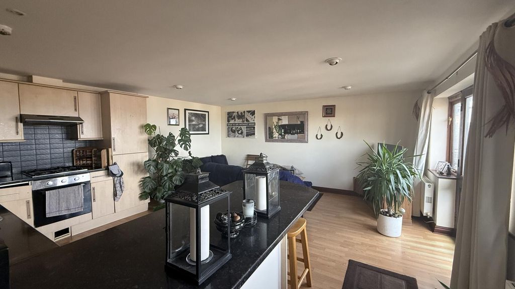 Property photo 2 of 9 Living Room