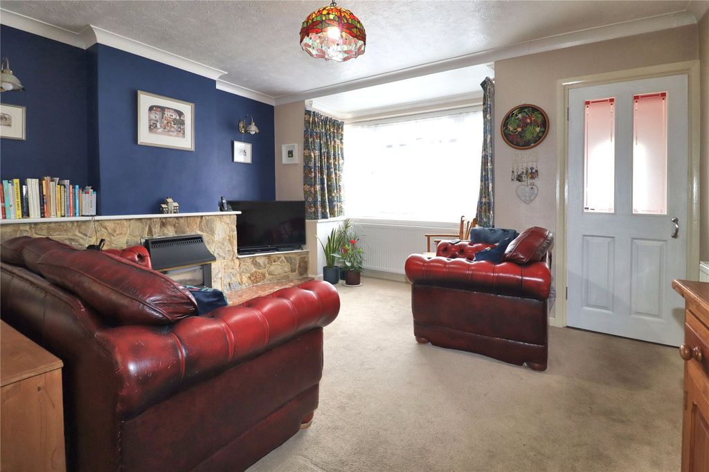 Property photo 3 of 12 Picture No. 12