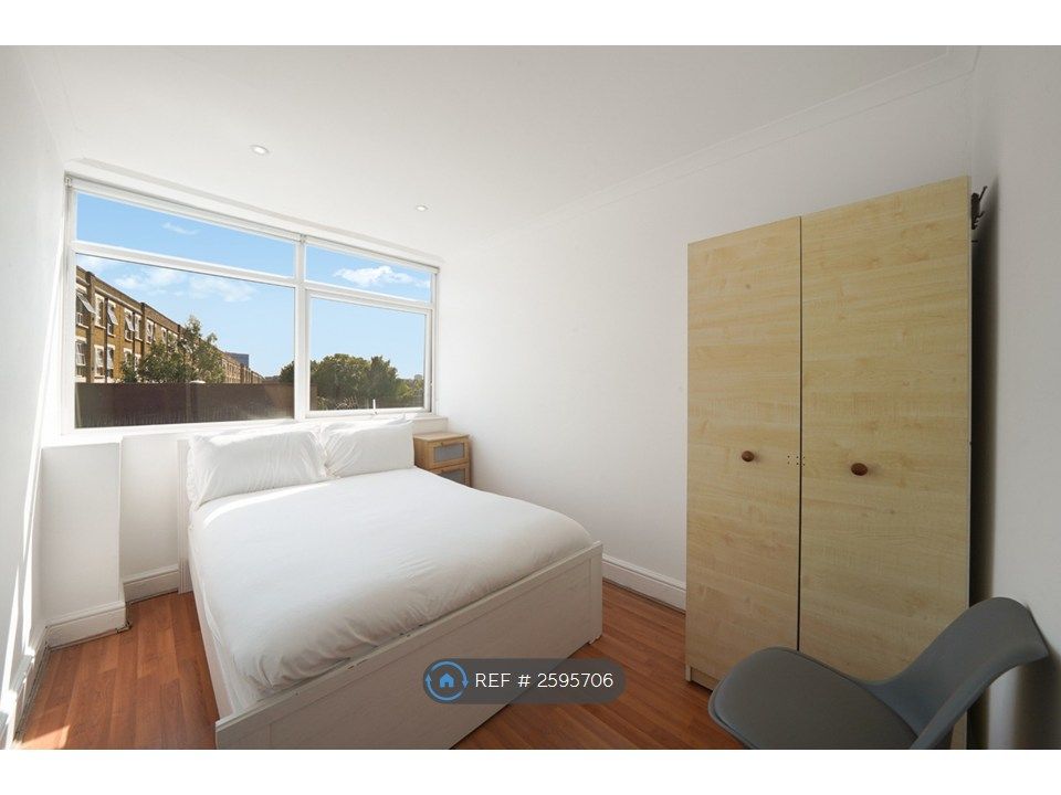 Property photo 3 of 11