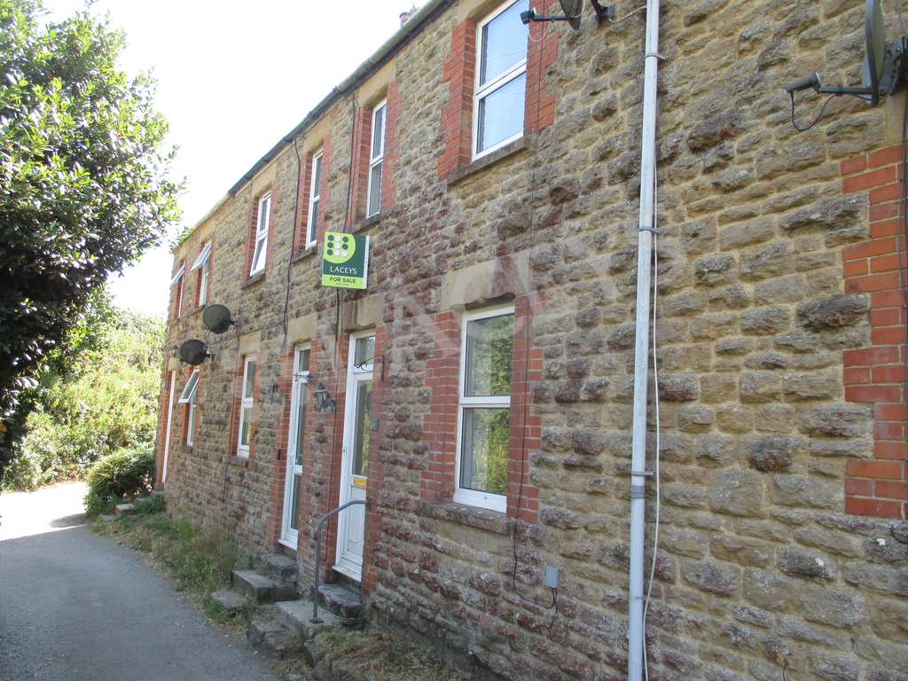 Property photo 1 of 12 Exterior
