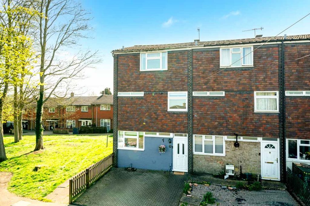 Property photo 1 of 21