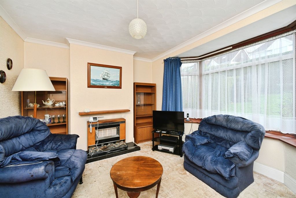 Property photo 2 of 15