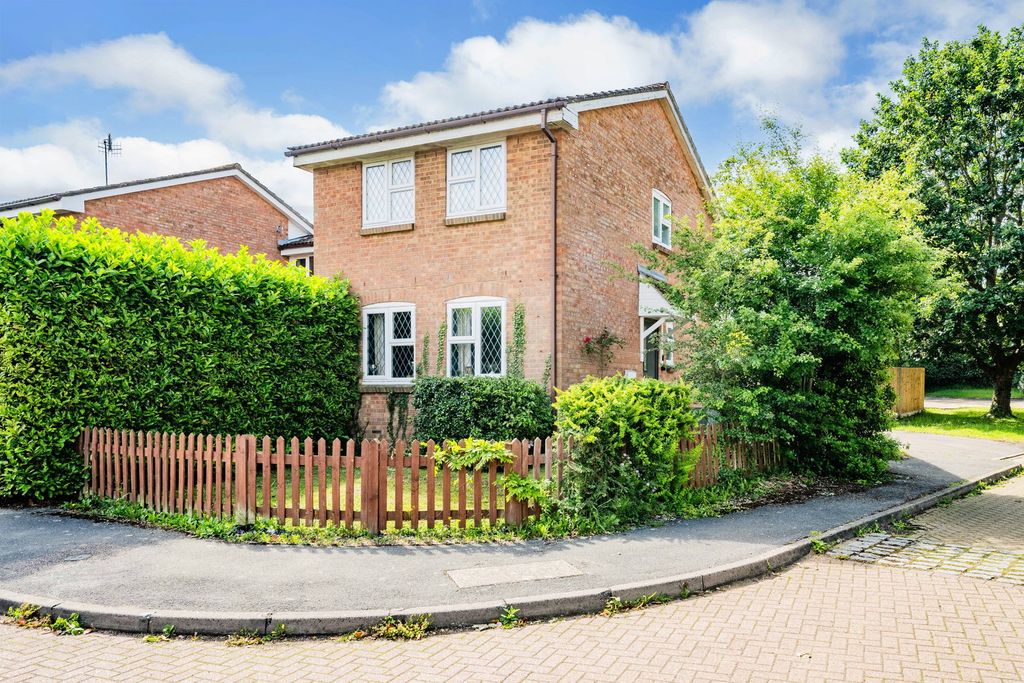 Property photo 1 of 17
