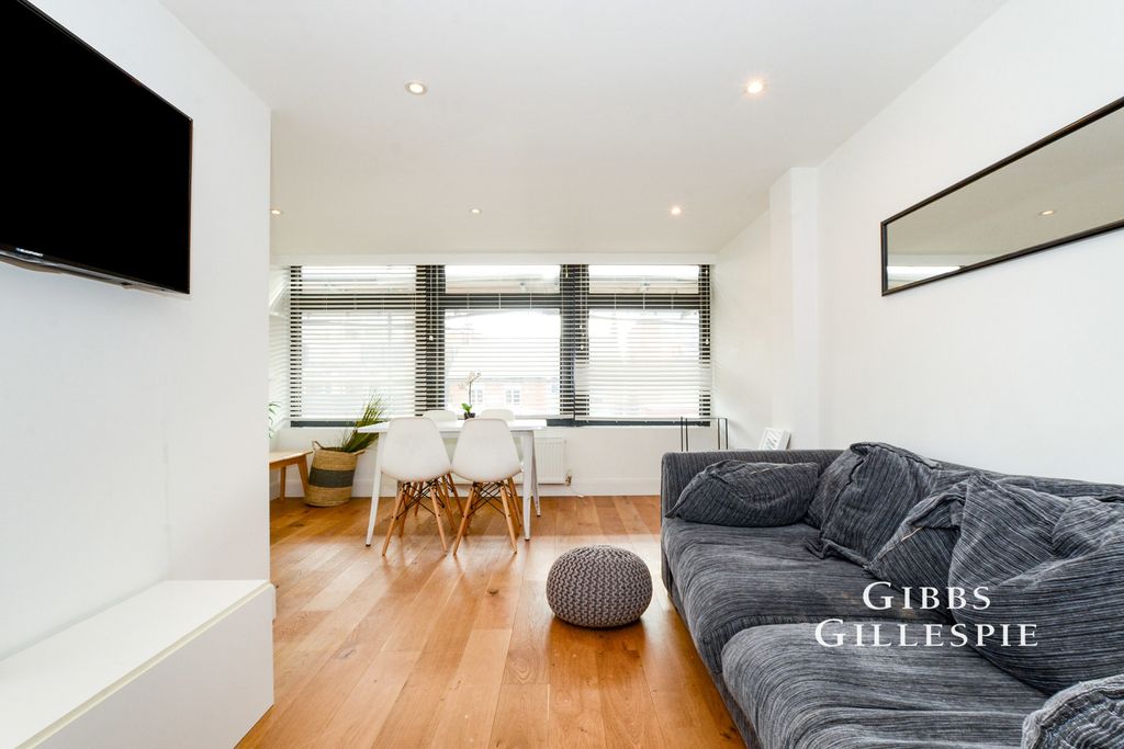 Property photo 3 of 13 Pbox-Img.Jpg