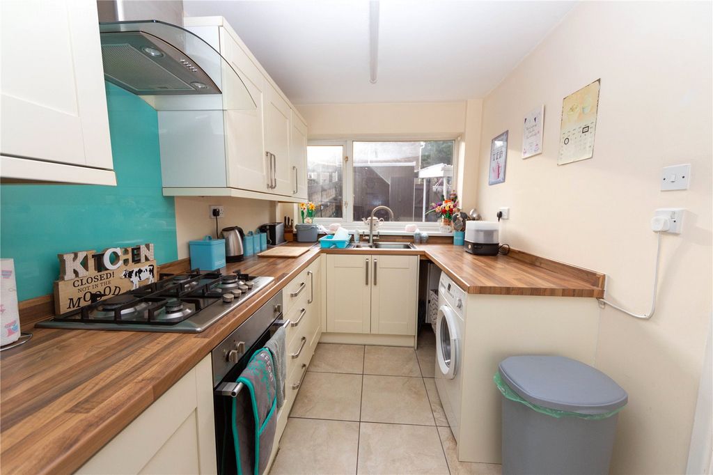 Property photo 3 of 12 Picture No. 05