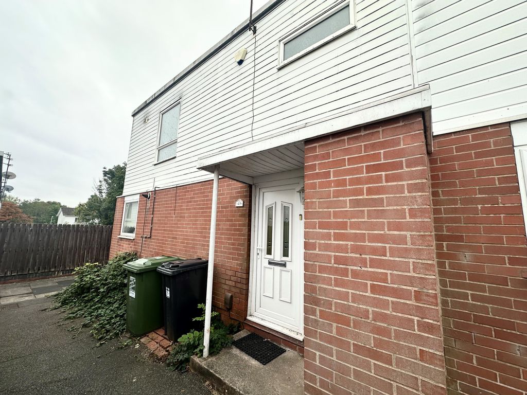 Property photo 1 of 1