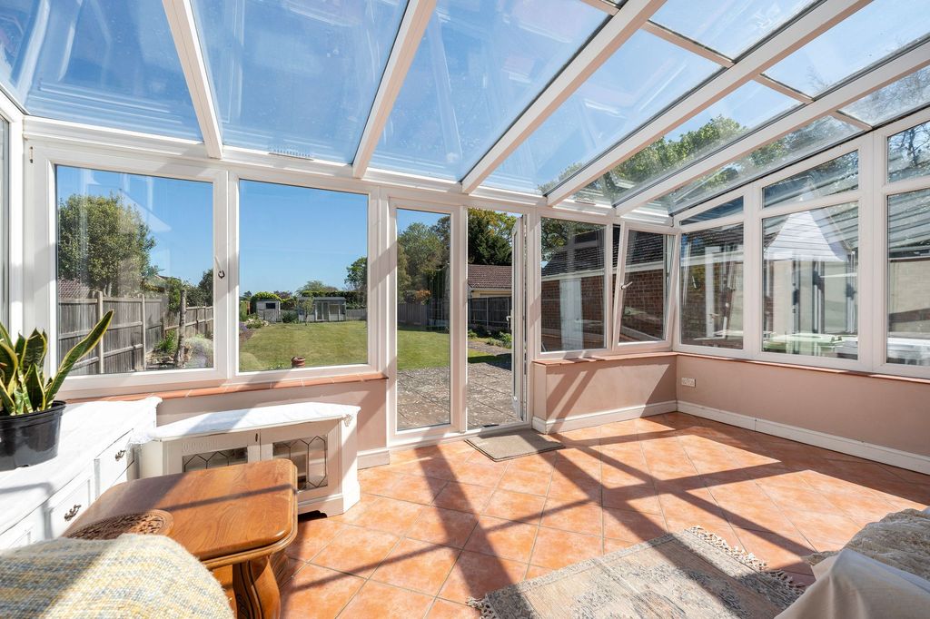 Property photo 3 of 22