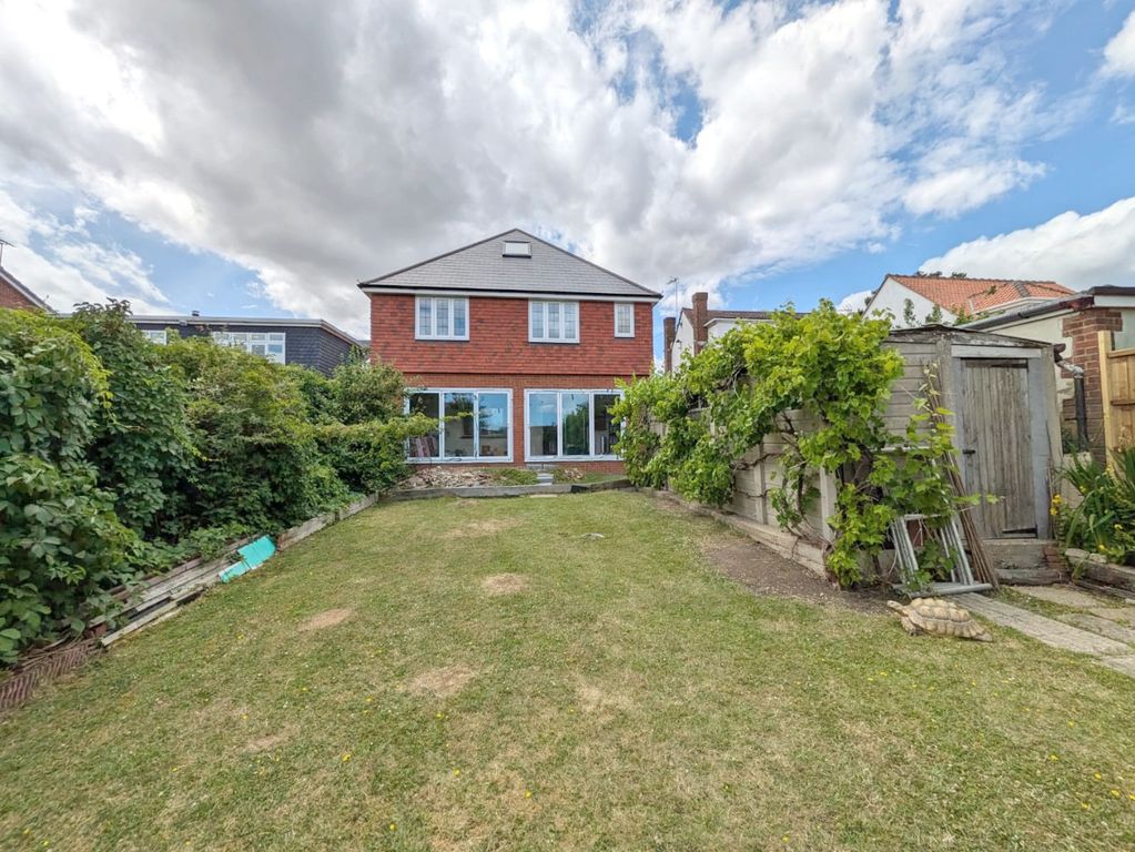 Property photo 2 of 12 4235793