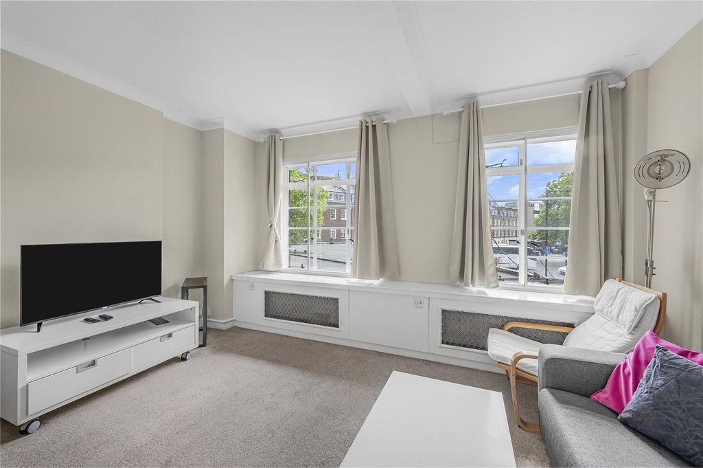 Property photo 2 of 11 Picture No. 43