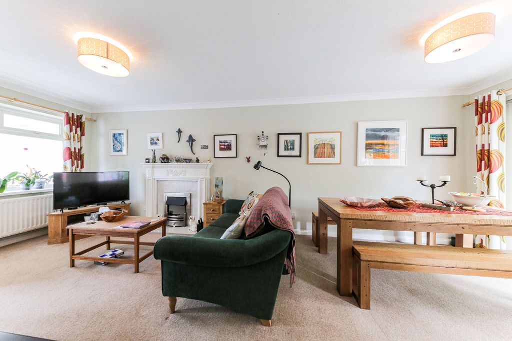 Property photo 3 of 16 Living Room