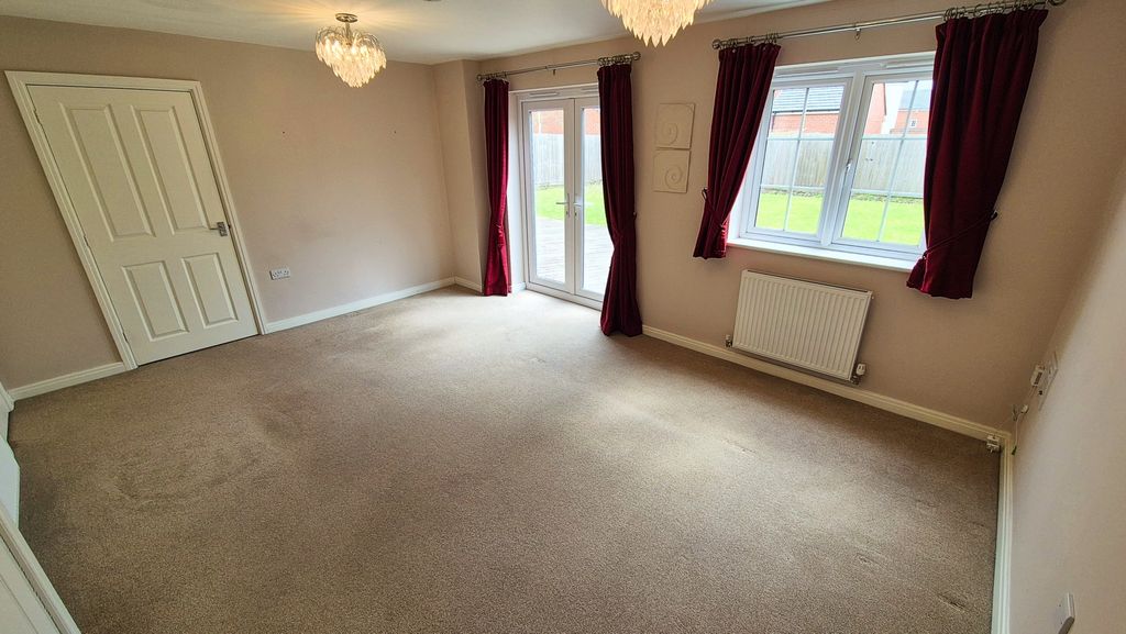 Property photo 3 of 33 Photo 3