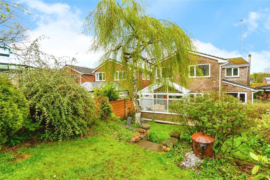 Property photo 2 of 26 Picture No. 24
