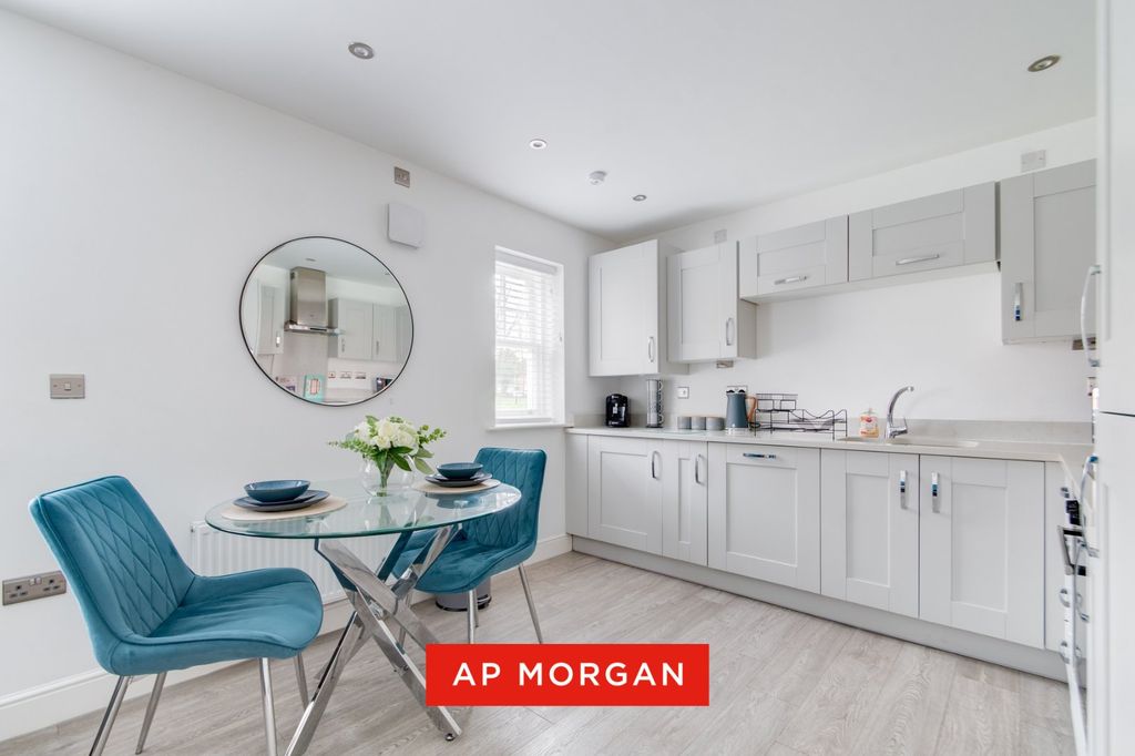 Property photo 2 of 12 Picture No. 04