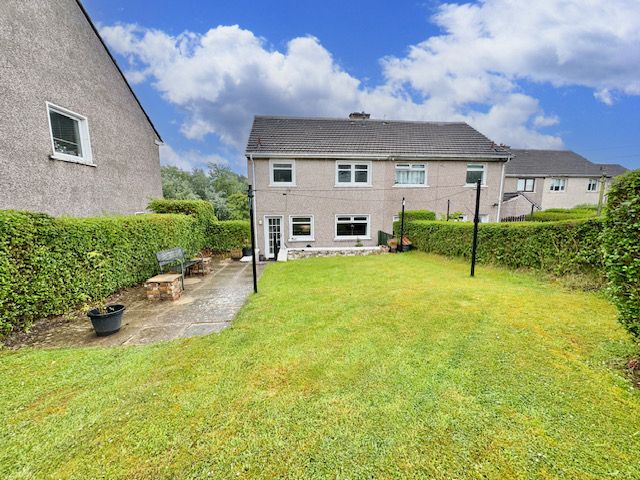 Property photo 2 of 25