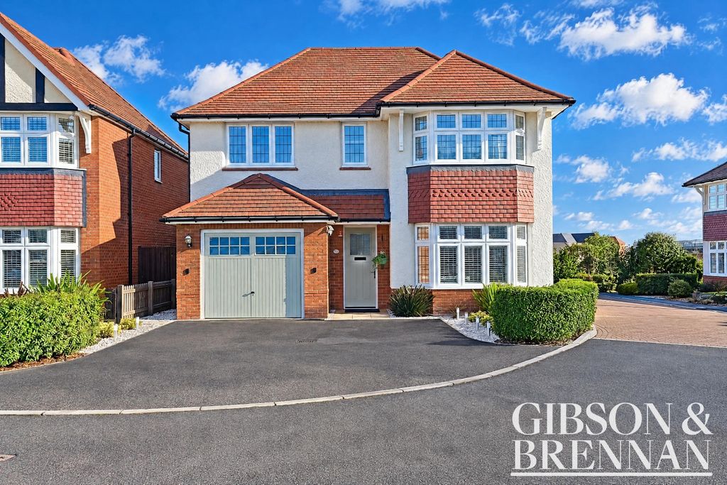 Property photo 1 of 40 5911381