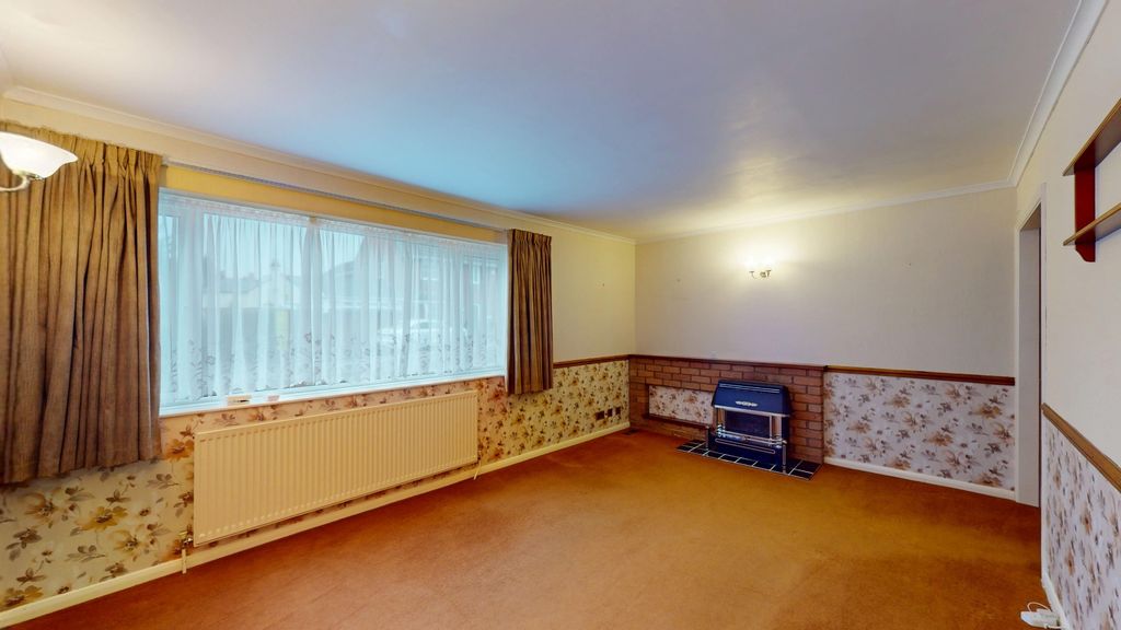 Property photo 3 of 20 3894857