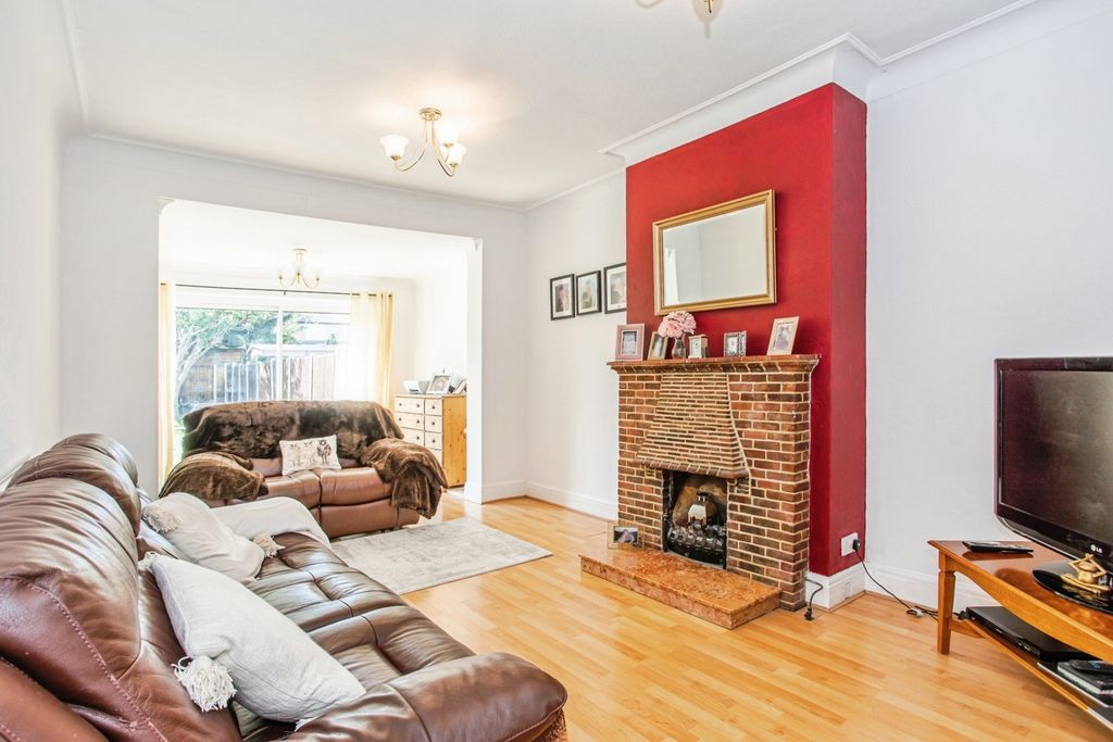 Property photo 3 of 17 Rception Room