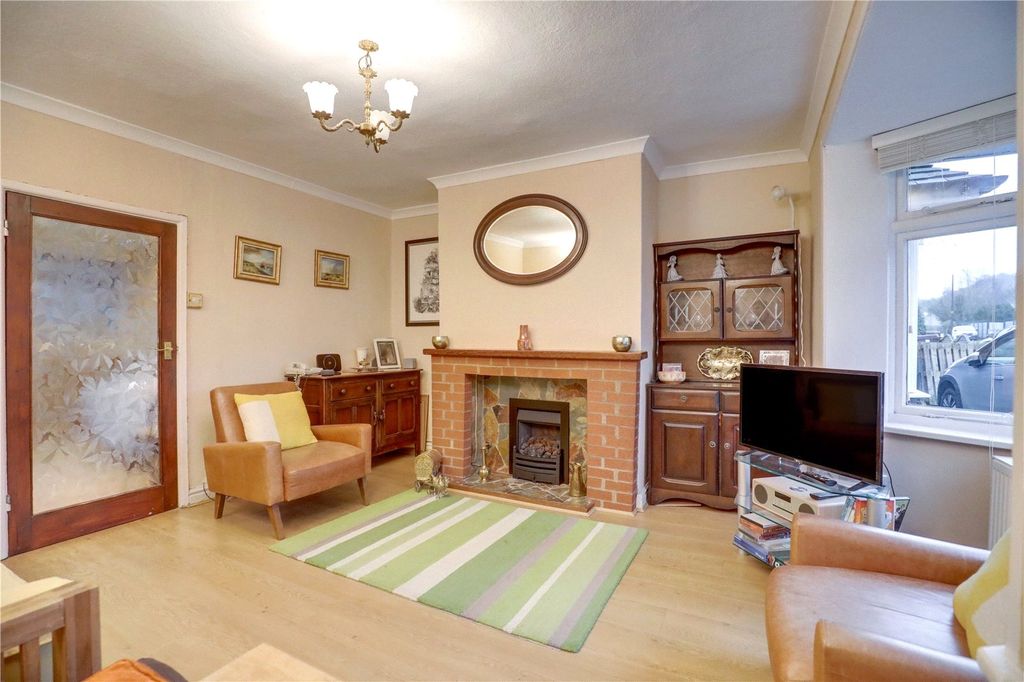 Property photo 2 of 16 Picture No. 21