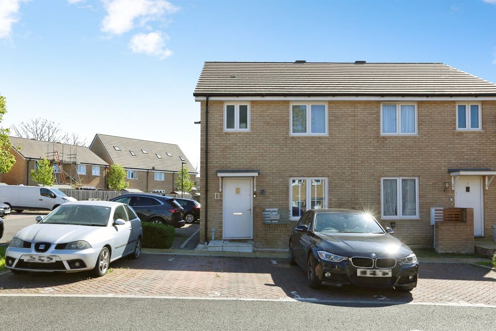 Property photo 1 of 12