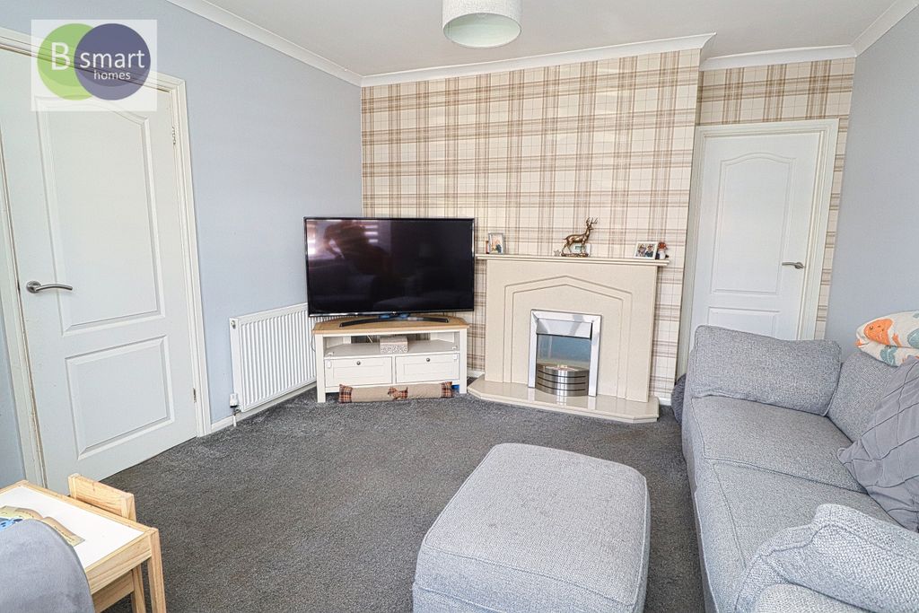 Property photo 3 of 14 Img_4321