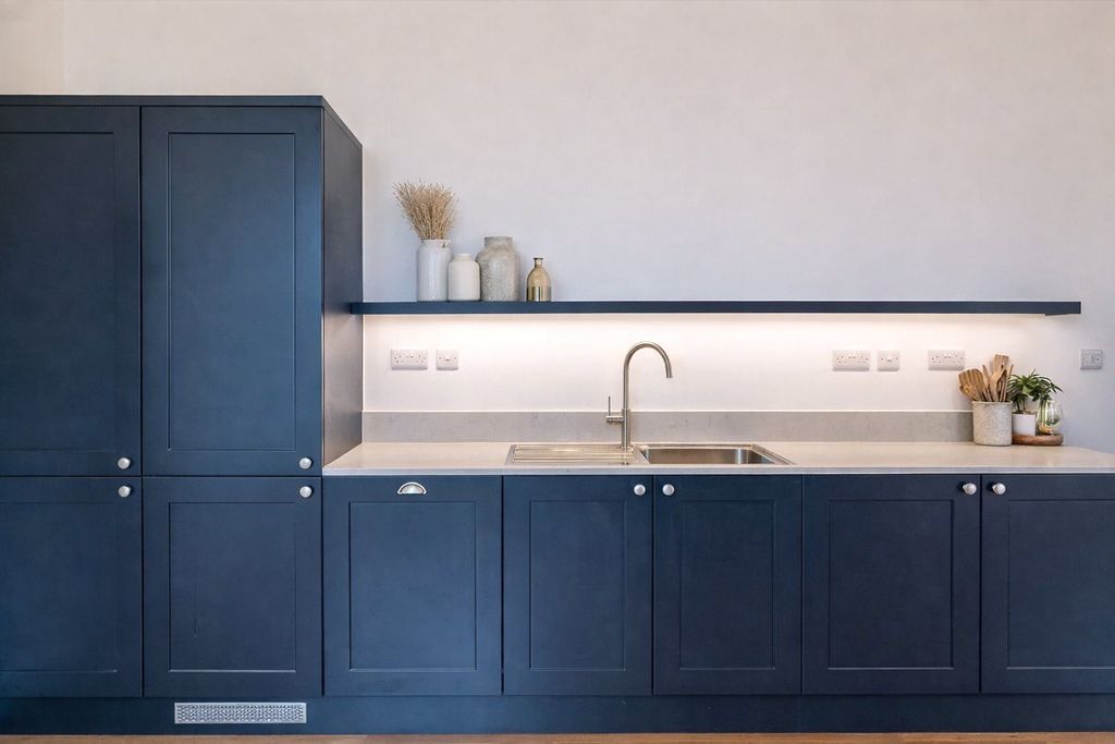 Property photo 2 of 12 Kitchen