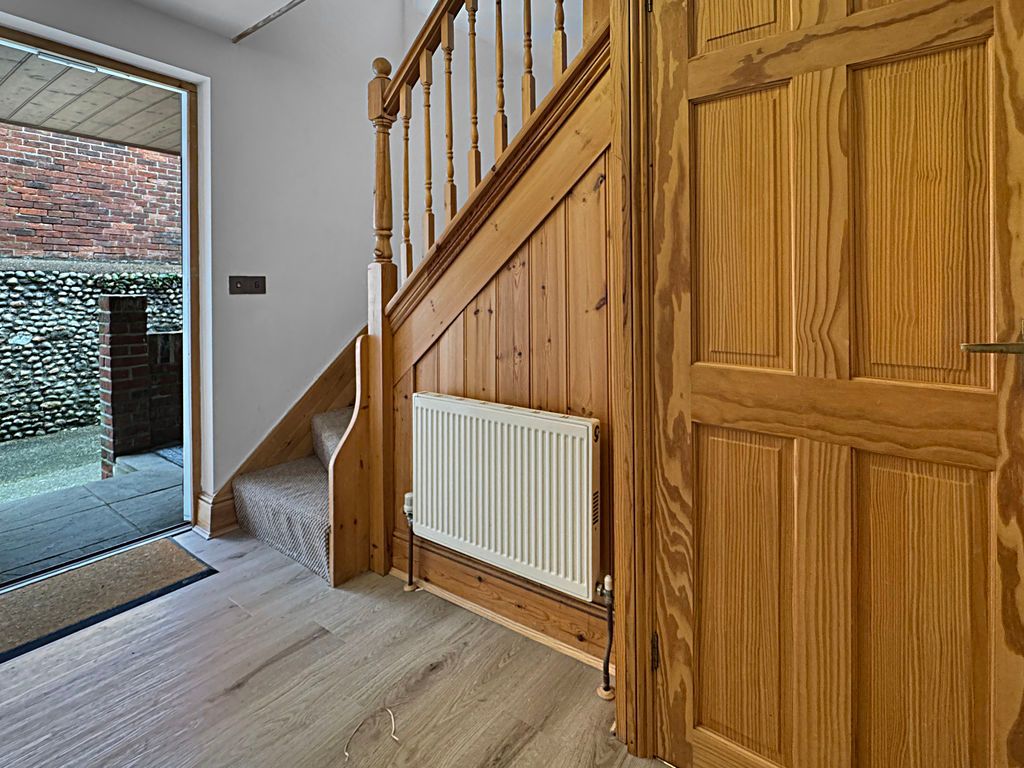 Property photo 3 of 21 Photo 7