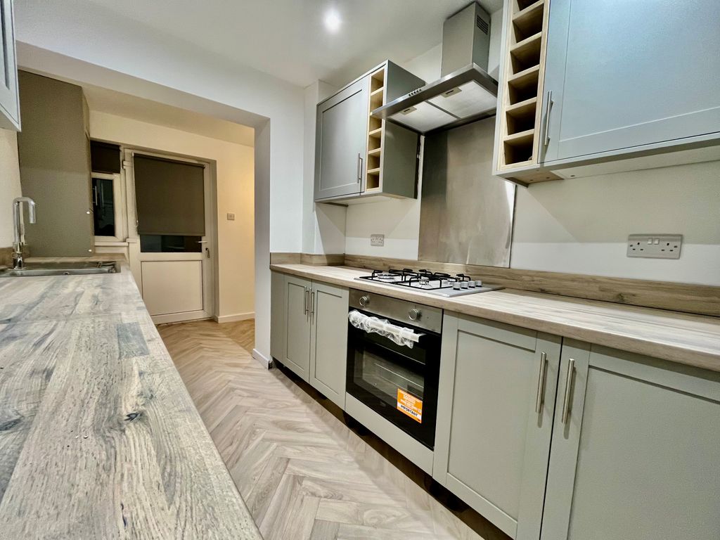 Property photo 2 of 10 Image