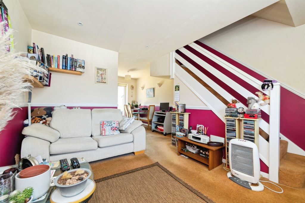 Property photo 2 of 14
