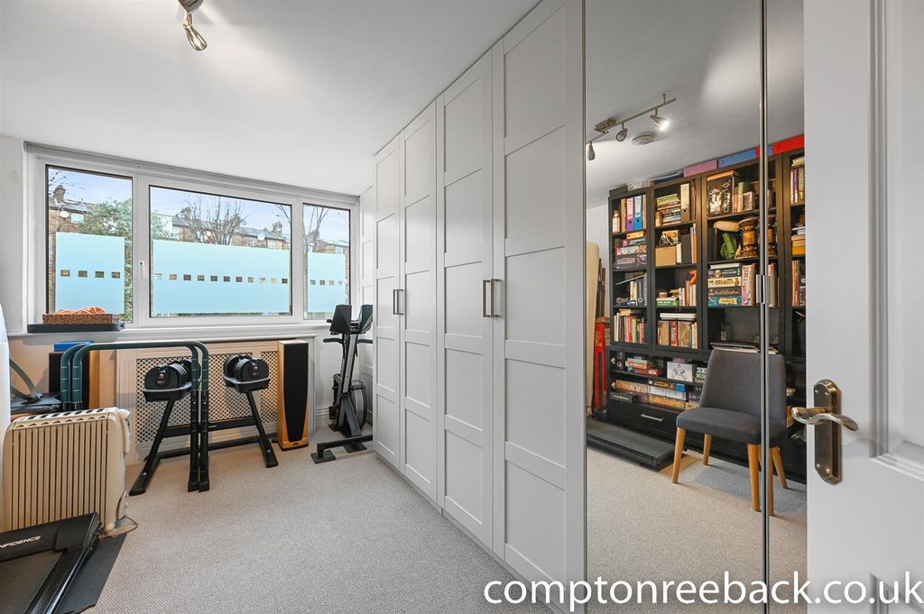 Property photo 2 of 12 Cr - 48 Downfield Close - Bedroom1 (1).Jpg