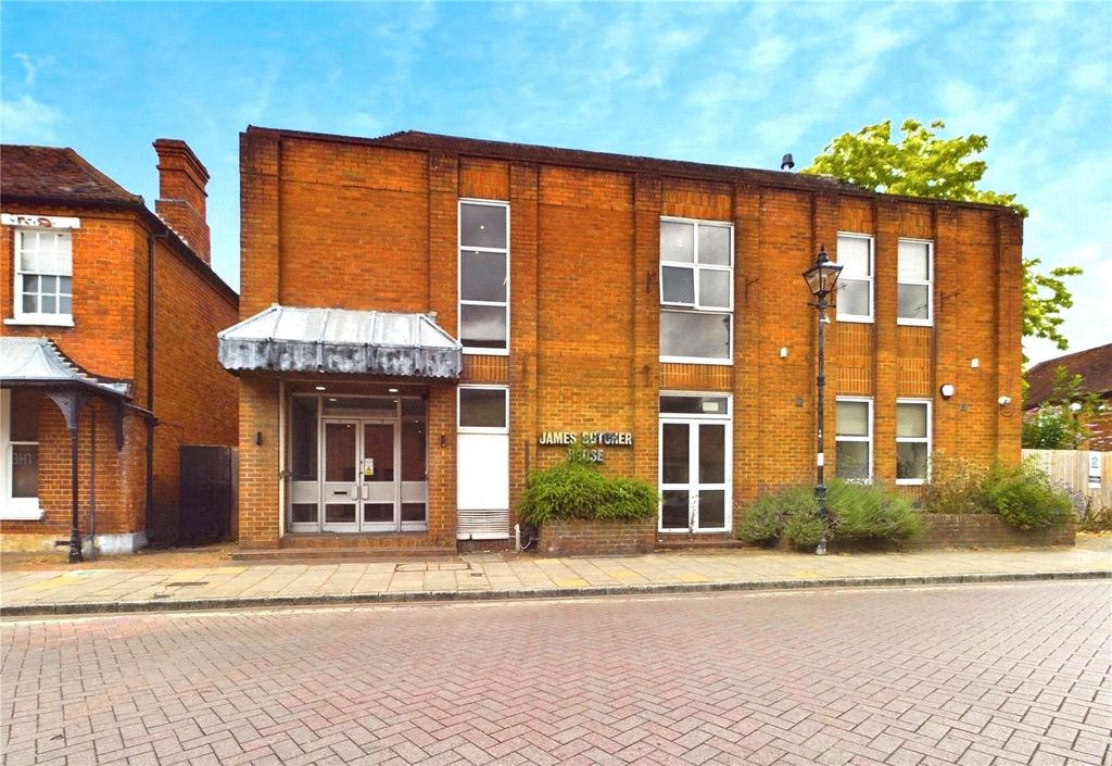 Property photo 1 of 9 Picture No. 02