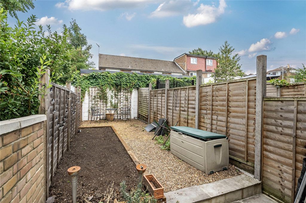 Property photo 2 of 19 Picture No. 49