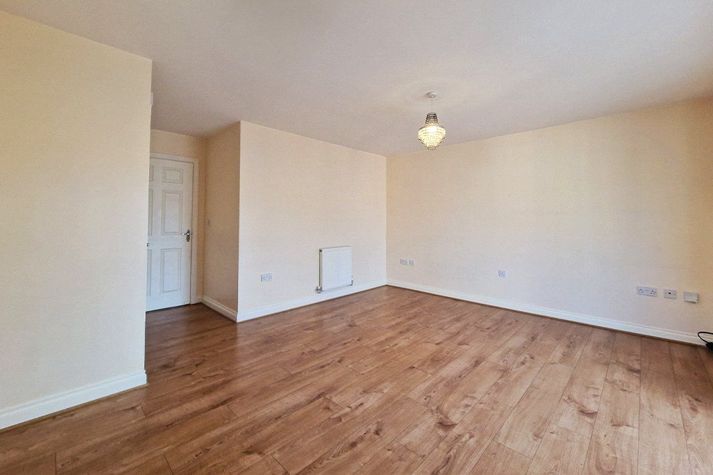Property photo 2 of 15 Picture No. 33