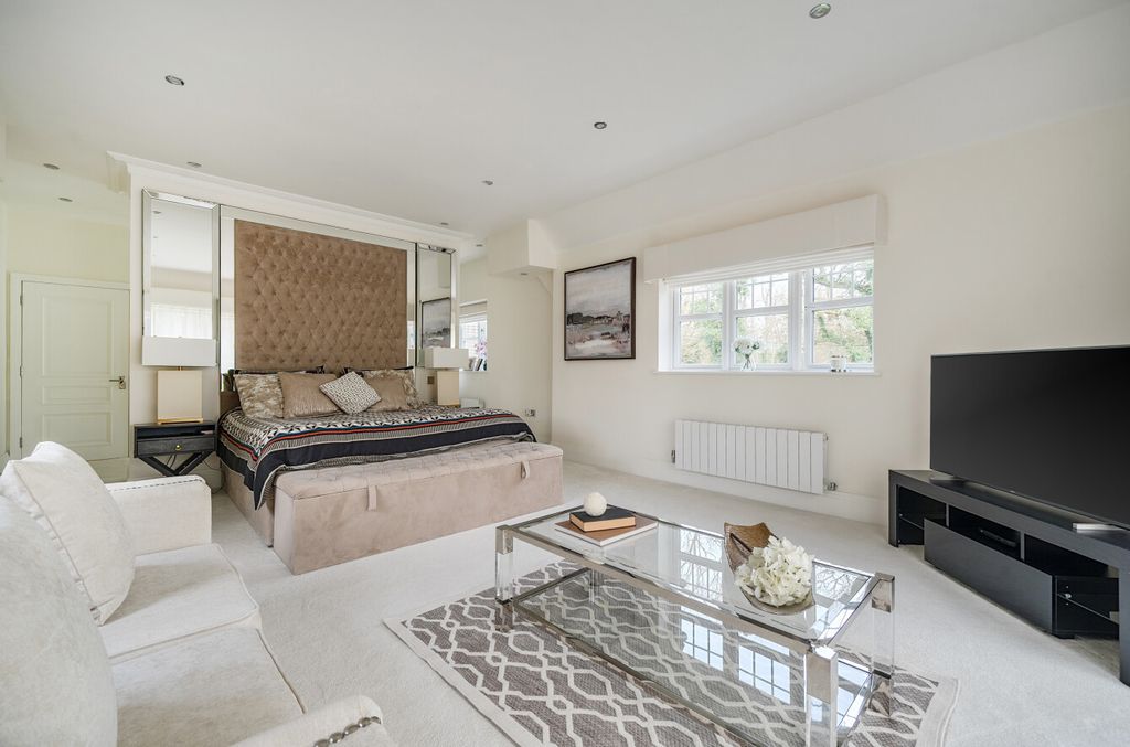 Additional image 18 of 6 bed detached house for saleHeather Lane, Up Nately, Hook RG27