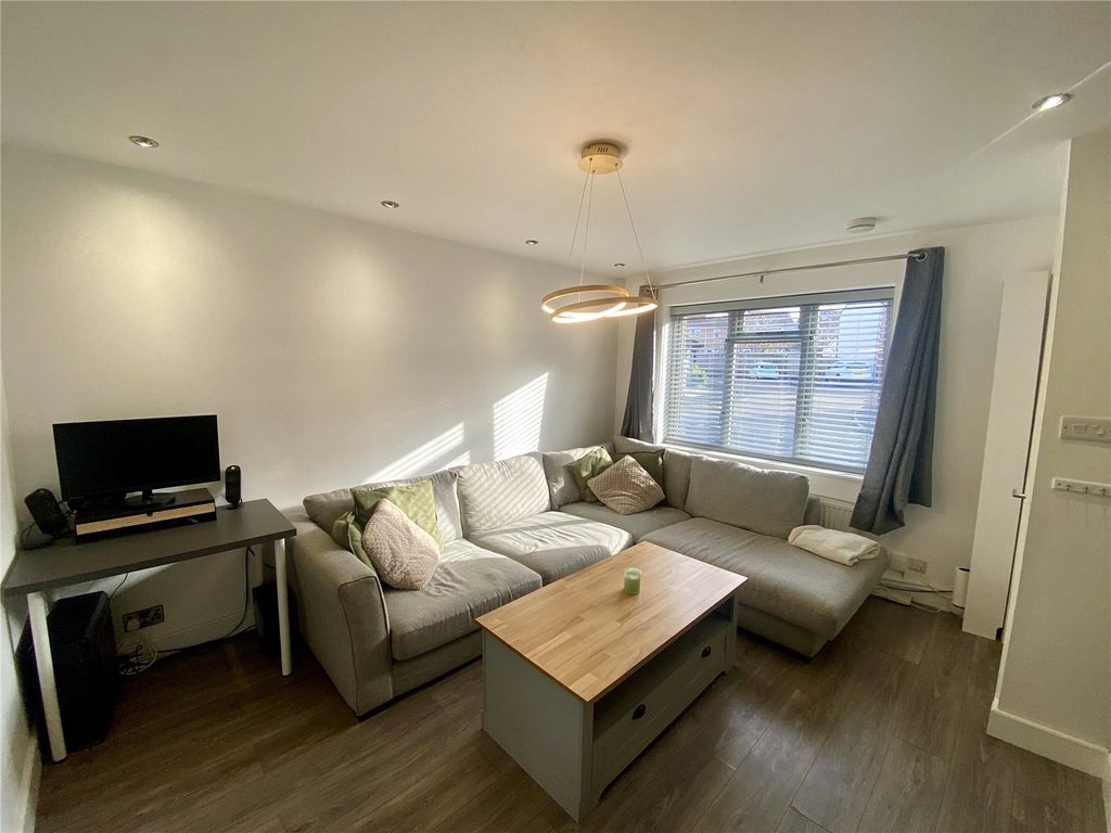 Property photo 2 of 16 Picture No. 09