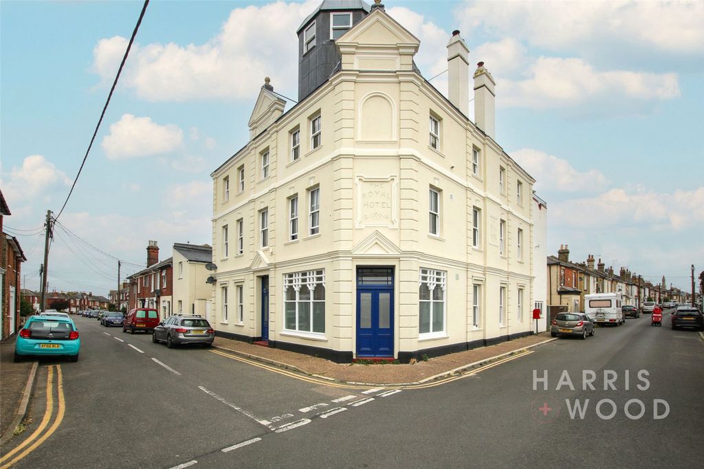 Property photo 1 of 11 Picture No. 12