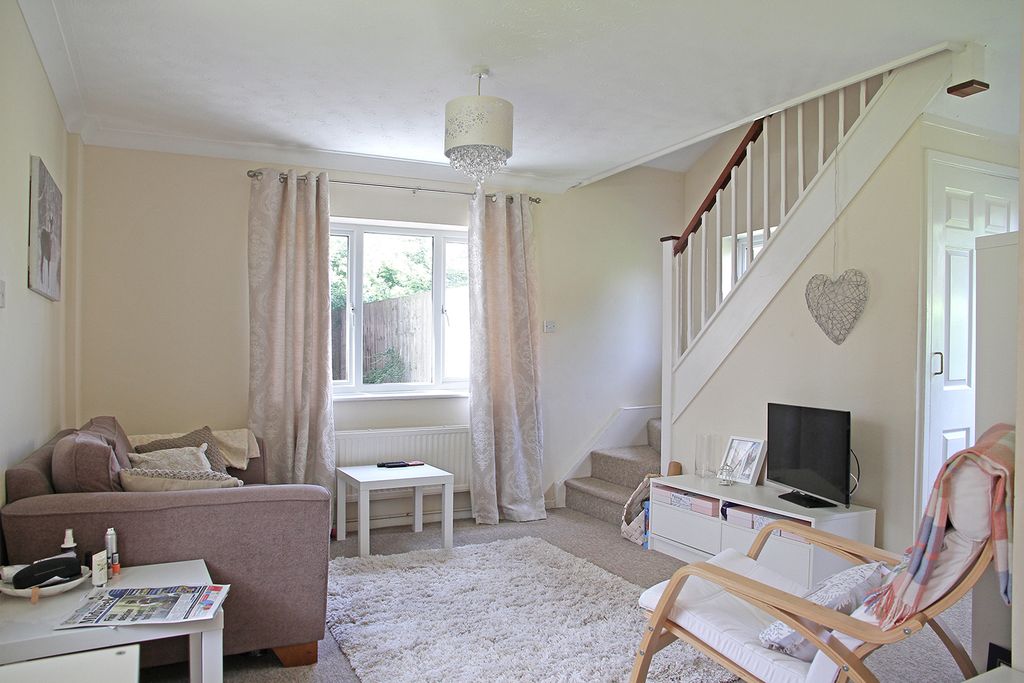 Property photo 2 of 17