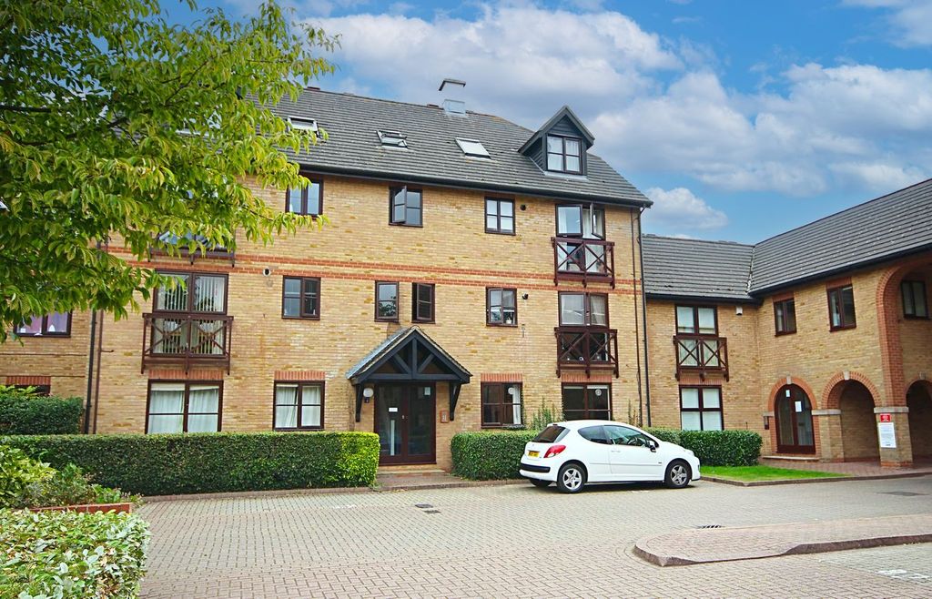 Property photo 1 of 9