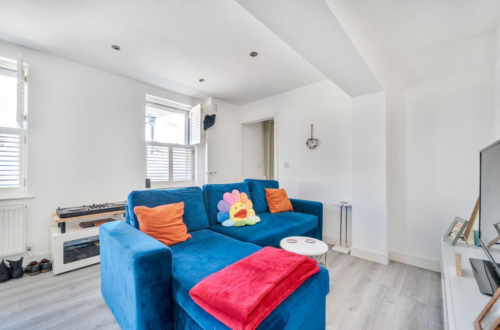 Property photo 3 of 15 1467742-10-6A16Cf...
