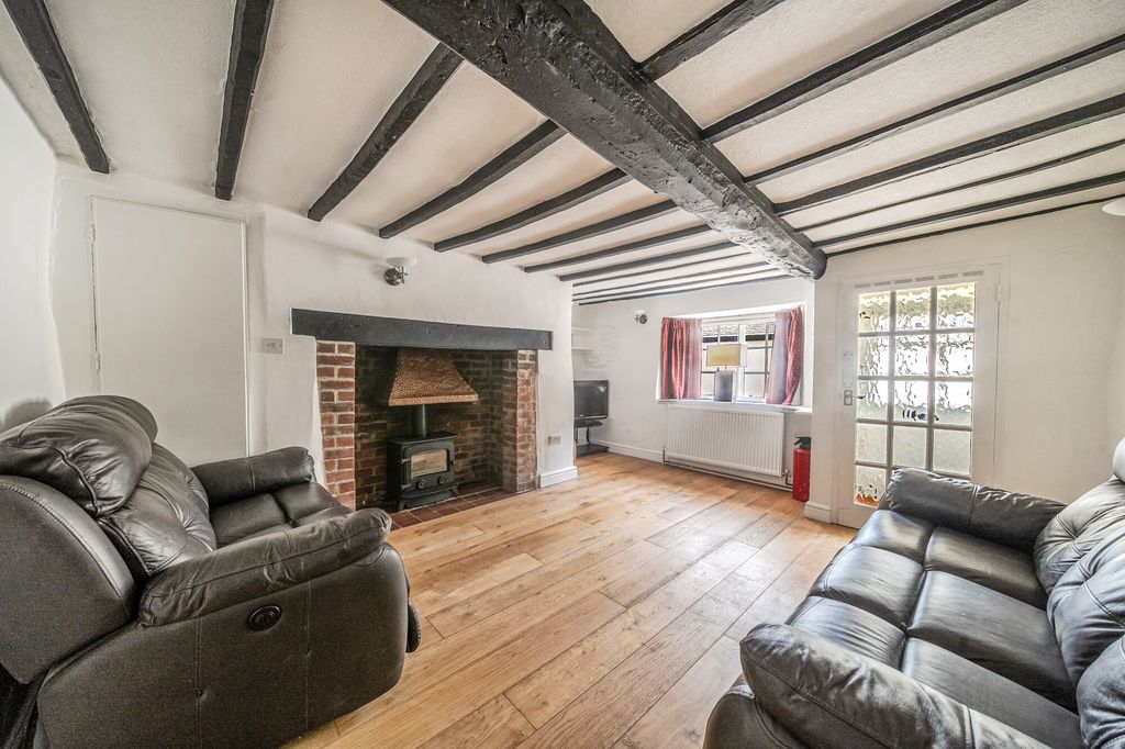 Property photo 2 of 12